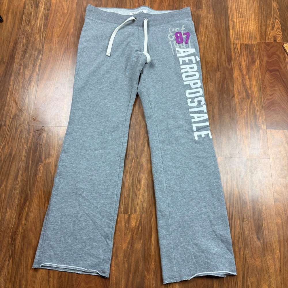 Y2K Aeropostale Womens Gray Logo Sweatpants Raw Hem Size Large